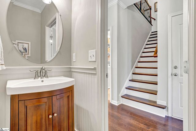 819 Asheton Commons Lane, Simpsonville, SC 29681