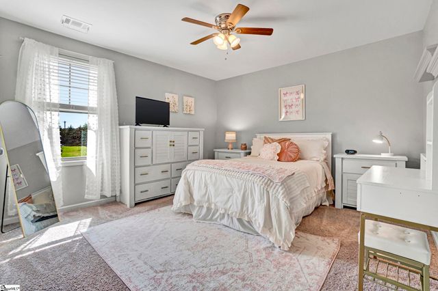 819 Asheton Commons Lane, Simpsonville, SC 29681