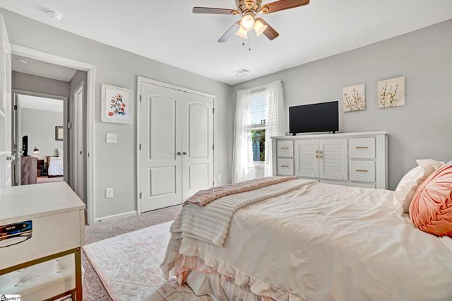 819 Asheton Commons Lane, Simpsonville, SC 29681