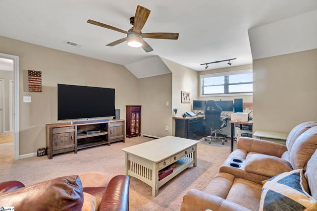 819 Asheton Commons Lane, Simpsonville, SC 29681