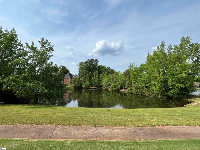 819 Asheton Commons Lane, Simpsonville, SC 29681