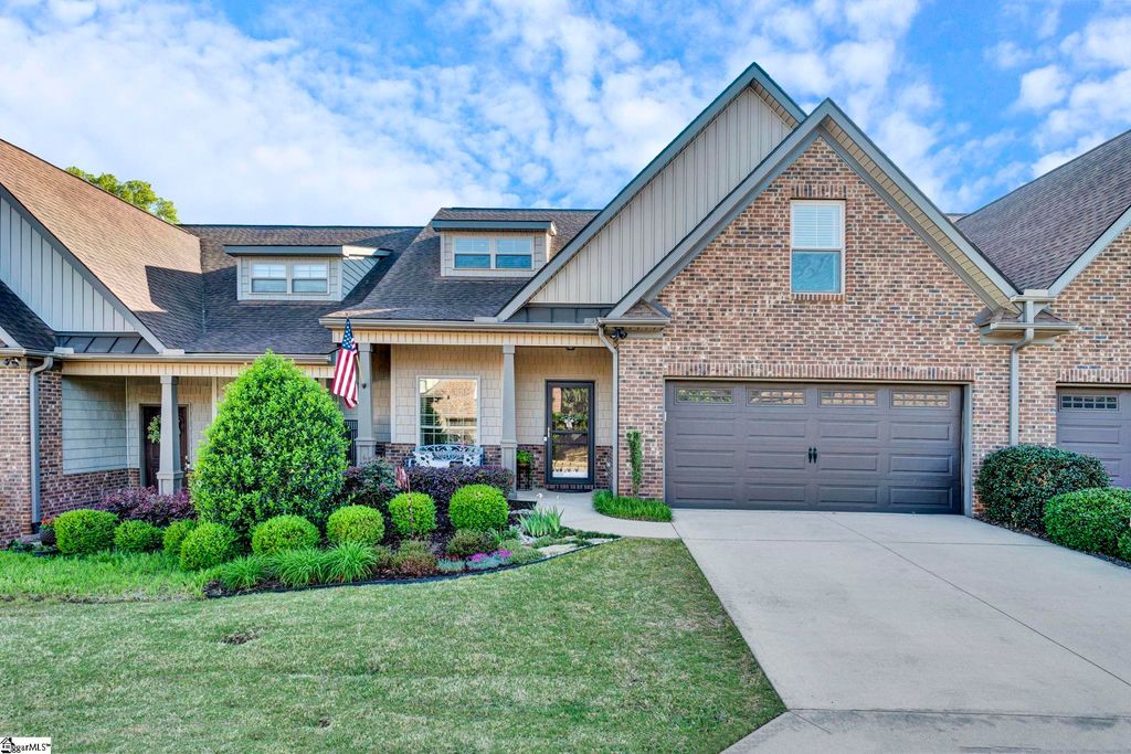 819 Asheton Commons Lane, Simpsonville, SC 29681