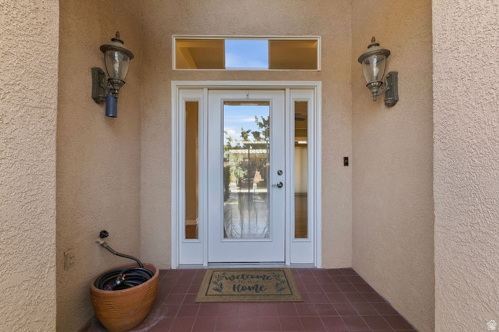 Image 4 of property listing at 1305 E RIVERSIDE DR #25, St. George, UT 84790