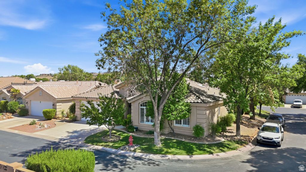 Image 32 of property listing at 1305 E RIVERSIDE DR #25, St. George, UT 84790