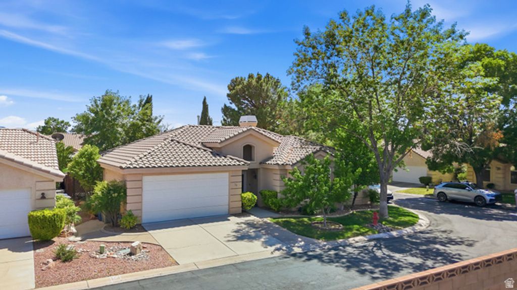 Image 33 of property listing at 1305 E RIVERSIDE DR #25, St. George, UT 84790