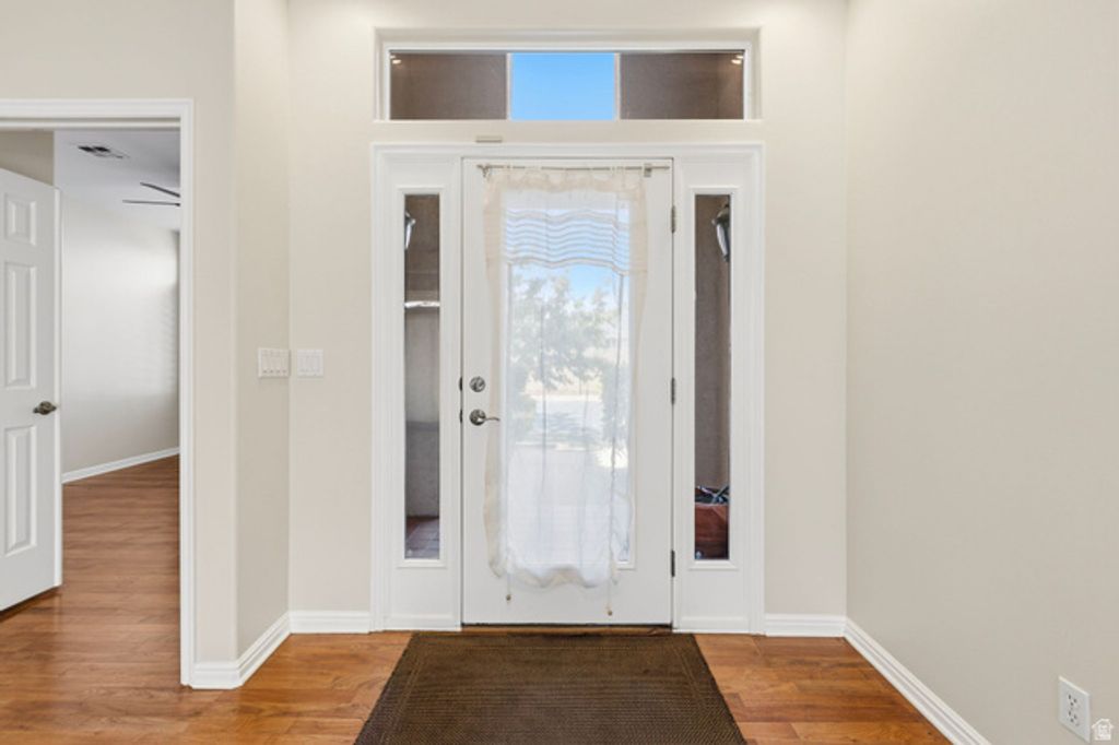 Image 5 of property listing at 1305 E RIVERSIDE DR #25, St. George, UT 84790