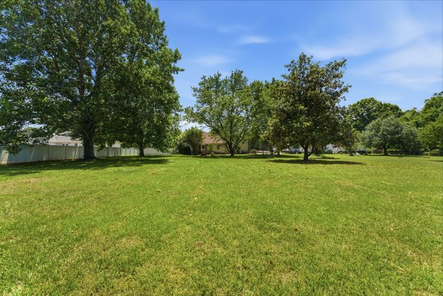 3430 Middleton Dr, Rockvale, TN 37153