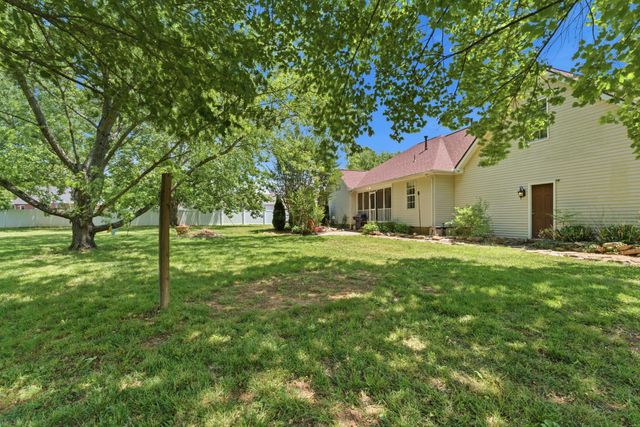 3430 Middleton Dr, Rockvale, TN 37153
