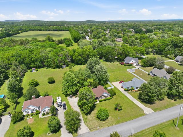 3430 Middleton Dr, Rockvale, TN 37153