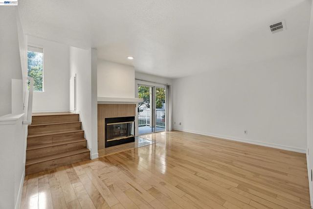 260 Estabrook St, San Leandro, CA 94577