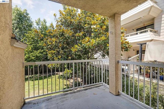 260 Estabrook St, San Leandro, CA 94577