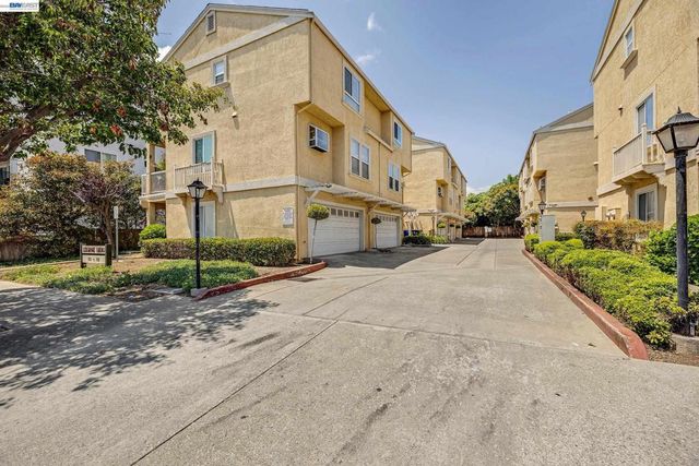 260 Estabrook St, San Leandro, CA 94577