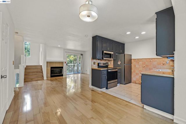 260 Estabrook St, San Leandro, CA 94577