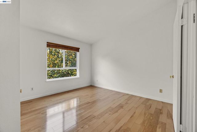 260 Estabrook St, San Leandro, CA 94577