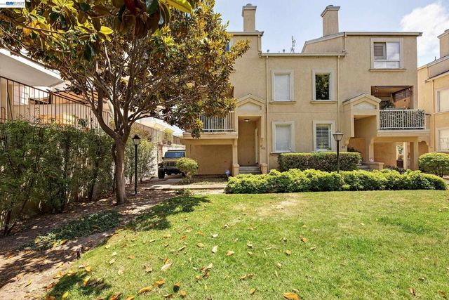 260 Estabrook St, San Leandro, CA 94577