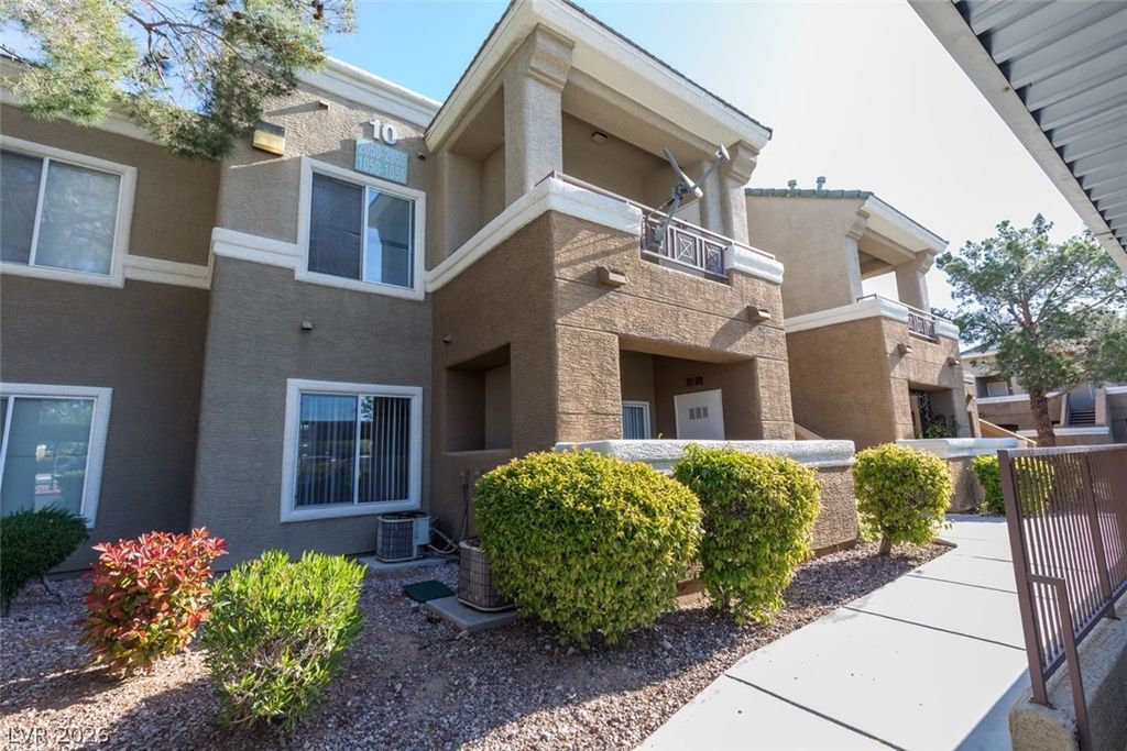 8070 West Russell Road 1051, Las Vegas, NV 89113