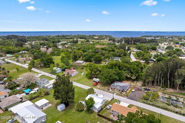 1526 Magnolia Street NE, Palm Bay, FL 32905