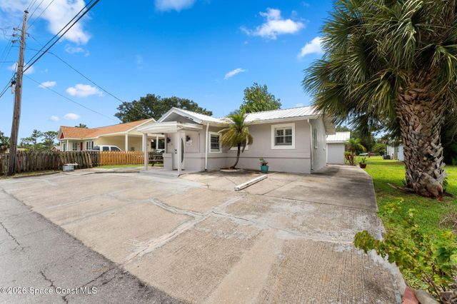 1526 Magnolia Street NE, Palm Bay, FL 32905