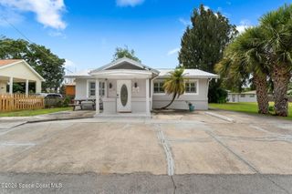 1526 Magnolia Street NE, Palm Bay, FL 32905