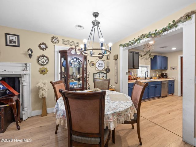410 N Timberly Lane, Burgaw, NC 28425