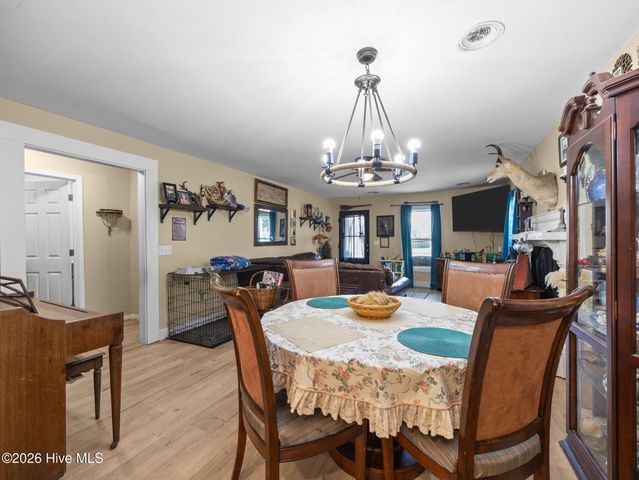 410 N Timberly Lane, Burgaw, NC 28425