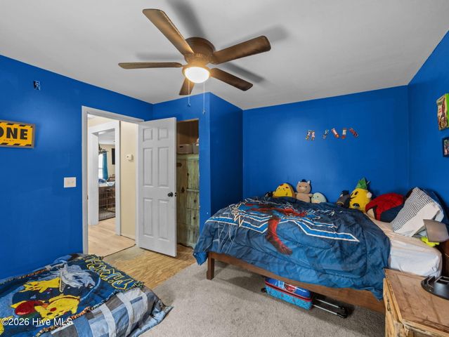 410 N Timberly Lane, Burgaw, NC 28425
