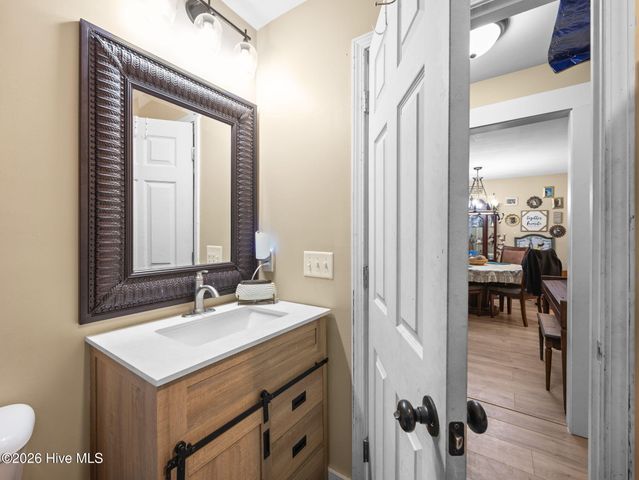 410 N Timberly Lane, Burgaw, NC 28425