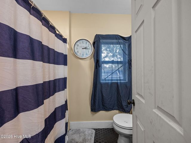 410 N Timberly Lane, Burgaw, NC 28425