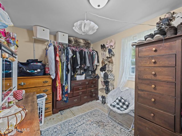 410 N Timberly Lane, Burgaw, NC 28425