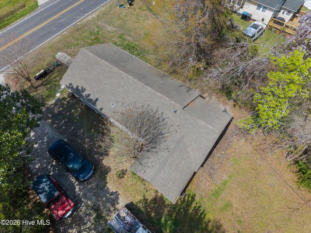 410 N Timberly Lane, Burgaw, NC 28425
