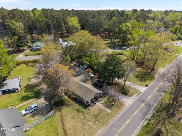 410 N Timberly Lane, Burgaw, NC 28425