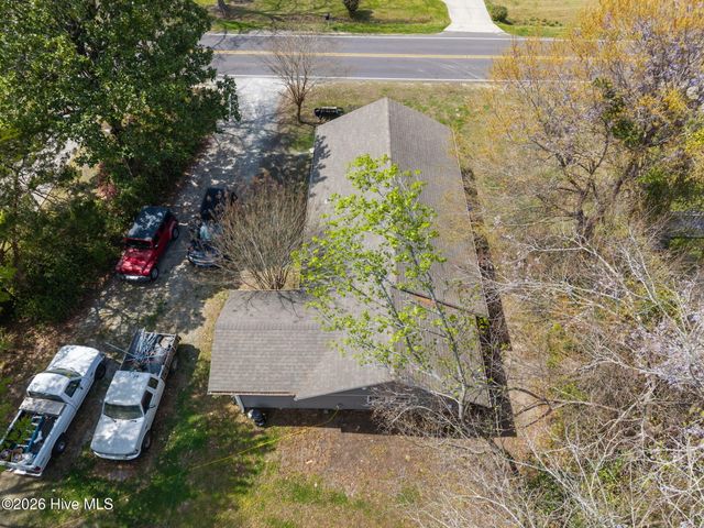410 N Timberly Lane, Burgaw, NC 28425