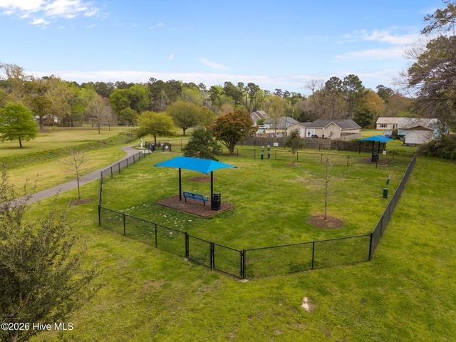 410 N Timberly Lane, Burgaw, NC 28425