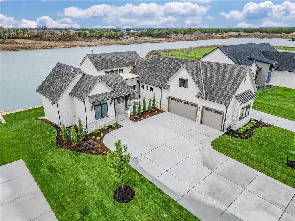 4778 N Ridge Port Ct.