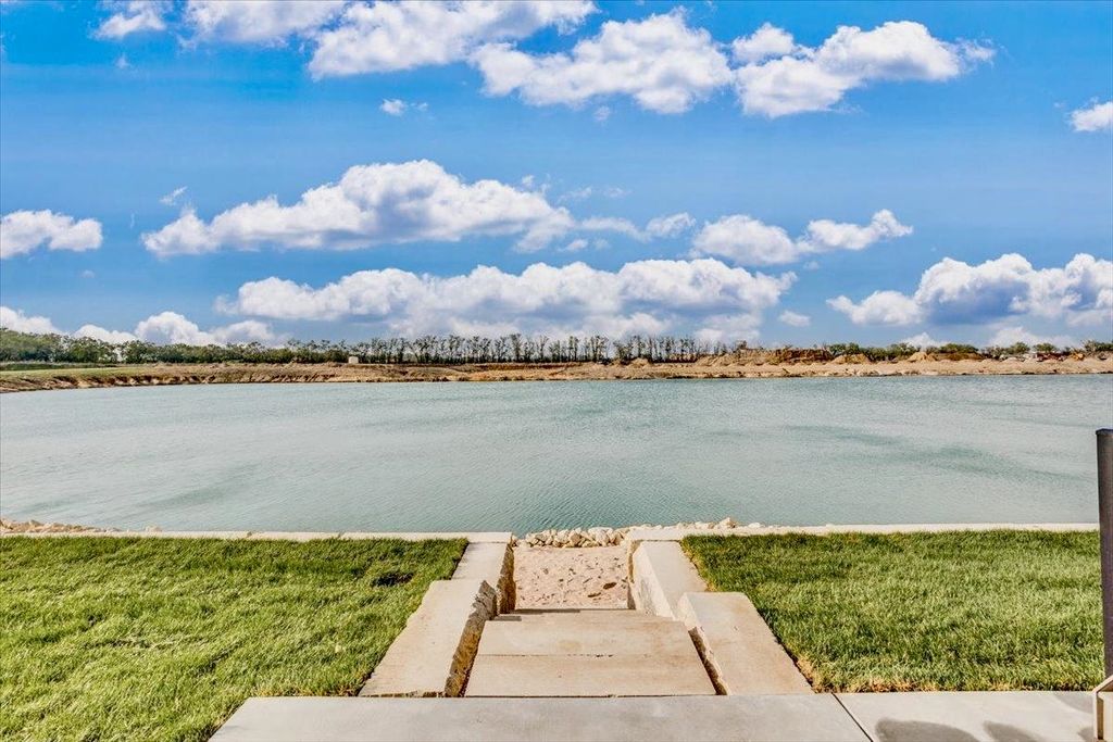 4778 N Ridge Port Ct.