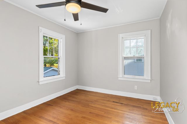 1034 Cooper Avenue SE, Grand Rapids, MI 49507