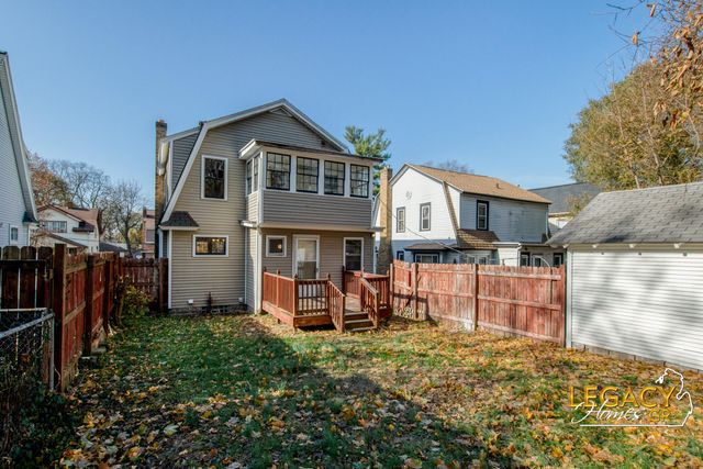 1034 Cooper Avenue SE, Grand Rapids, MI 49507