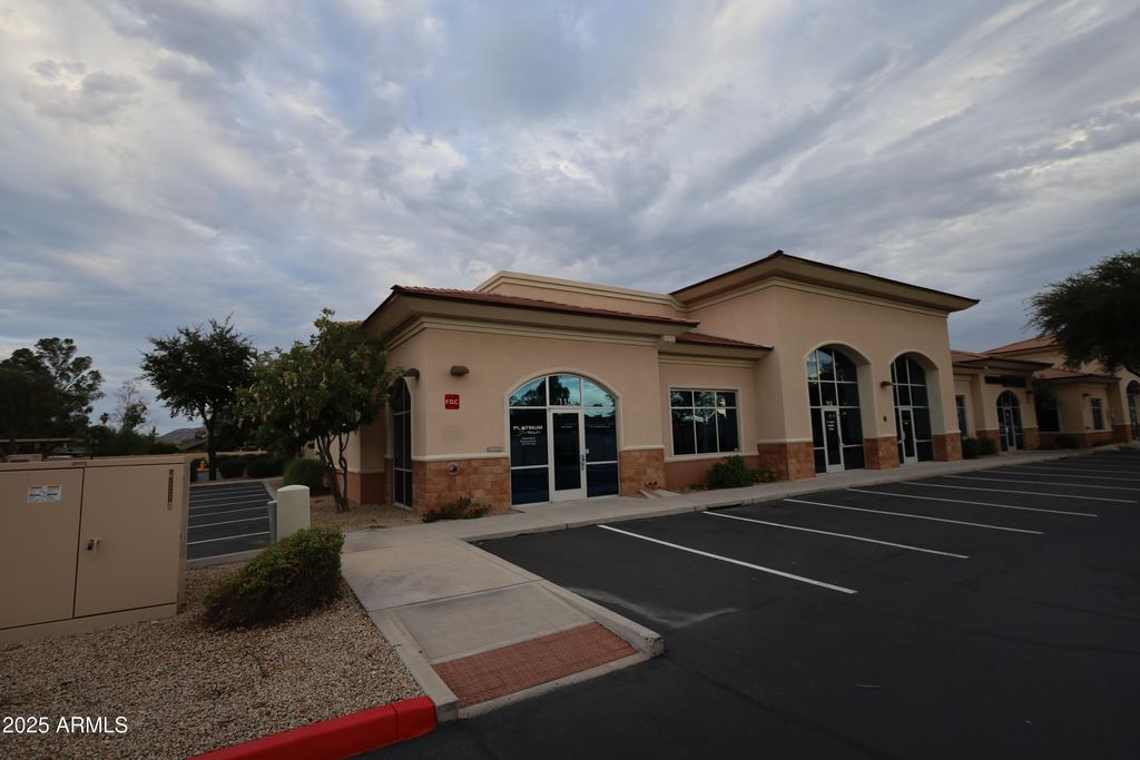 15255 N 40TH Street 115, Phoenix, AZ 85032 — exterior