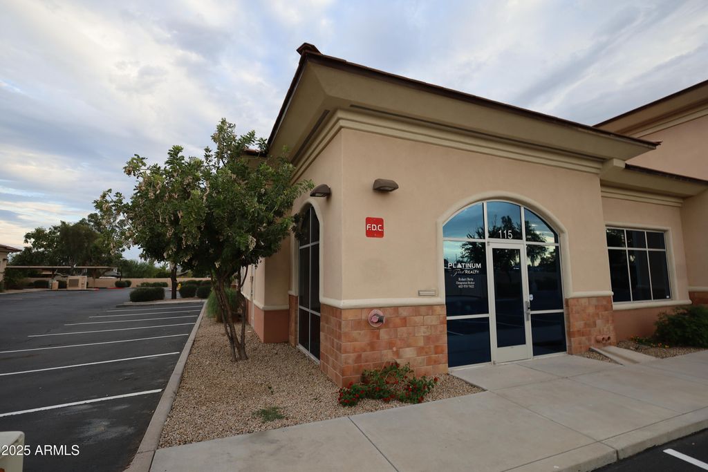15255 N 40TH Street 115, Phoenix, AZ 85032 — photo 2