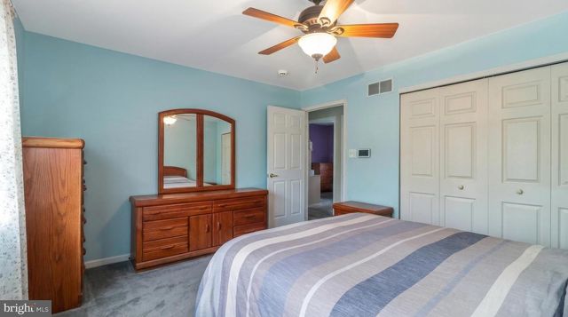 321 THOMPSON AVE, Chesilhurst, NJ 08089