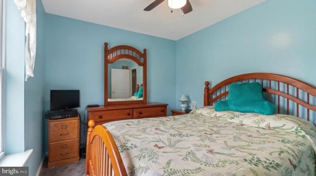 321 THOMPSON AVE, Chesilhurst, NJ 08089