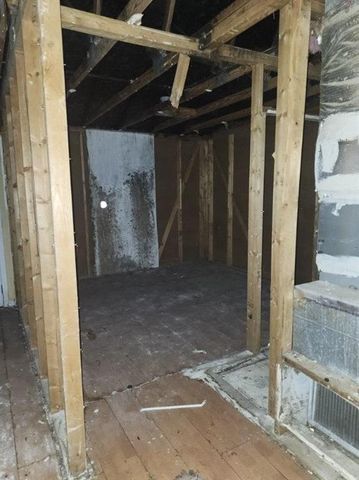 854 Greenhedge Drive, Stone Mountain, GA 30088