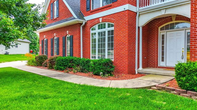 2404 RAINIER CT, Columbia, MO 65203