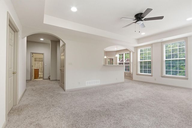 2404 RAINIER CT, Columbia, MO 65203