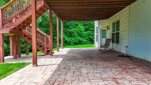 2404 RAINIER CT, Columbia, MO 65203