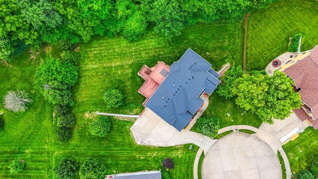 2404 RAINIER CT, Columbia, MO 65203