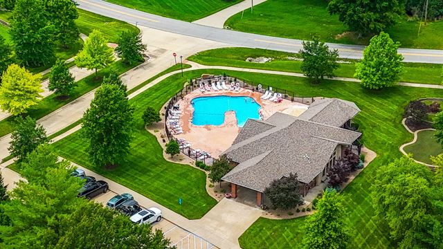 2404 RAINIER CT, Columbia, MO 65203