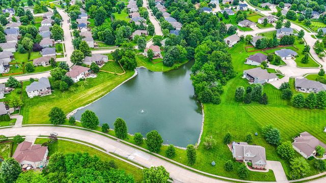 2404 RAINIER CT, Columbia, MO 65203