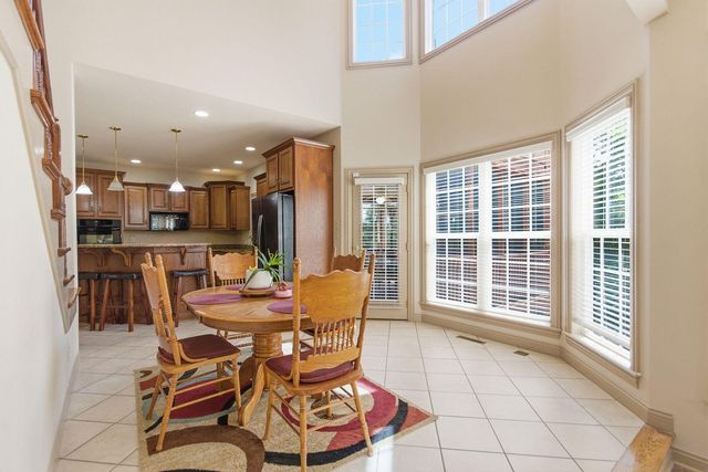 2404 RAINIER CT, Columbia, MO 65203