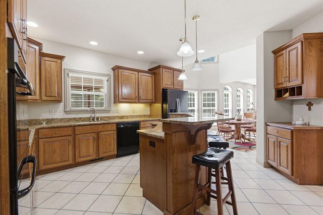 2404 RAINIER CT, Columbia, MO 65203
